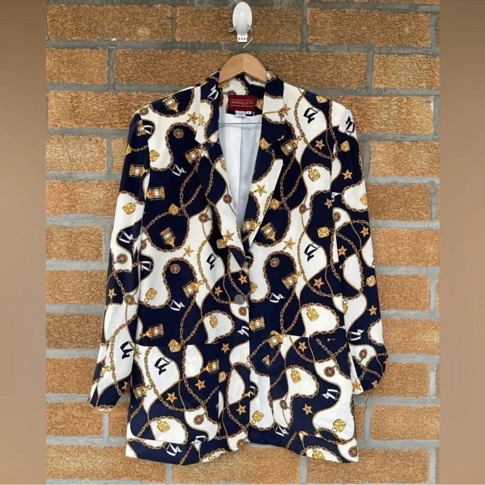 Graham & Gunn Women's Nautical silk blazer
size 14